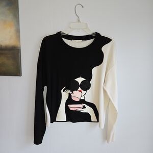 Alice + Olivia Gleeson Stace Face Black/White Sweater Embellishments Sz LG